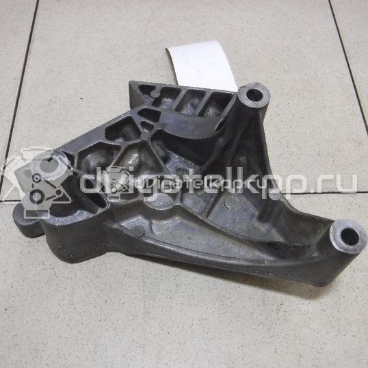 Фото Кронштейн опоры двигателя  06F199207Q для seat Altea