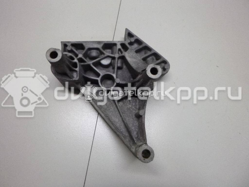 Фото Кронштейн опоры двигателя  06F199207Q для seat Altea {forloop.counter}}