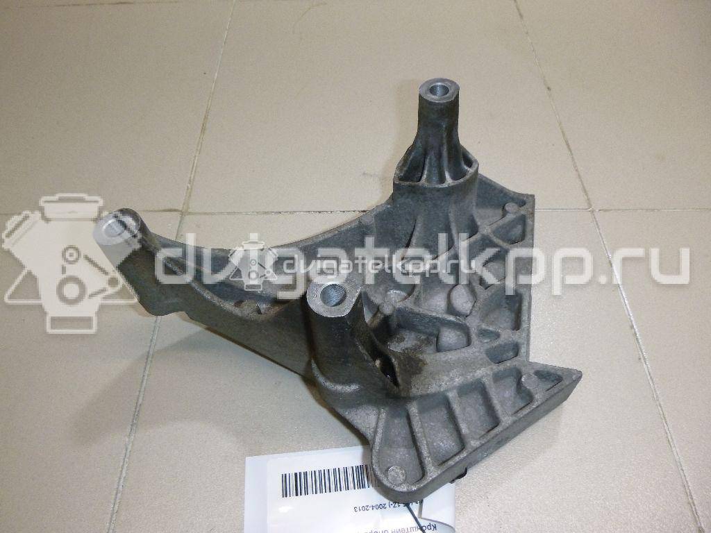 Фото Кронштейн опоры двигателя  06F199207Q для seat Altea {forloop.counter}}