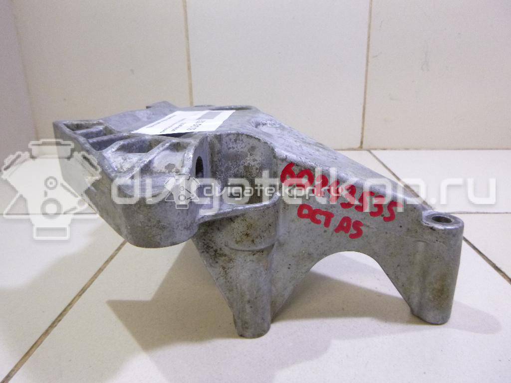 Фото Кронштейн опоры двигателя  06F199207Q для seat Altea {forloop.counter}}