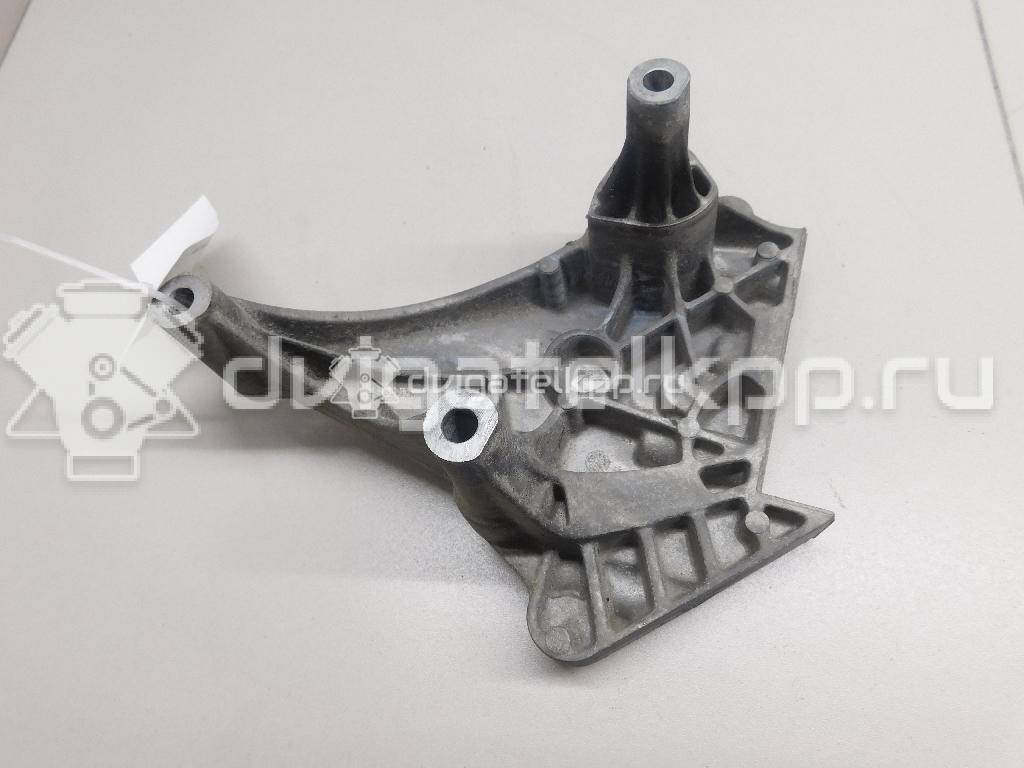 Фото Кронштейн опоры двигателя  06F199207Q для seat Altea {forloop.counter}}