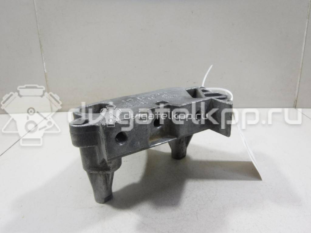 Фото Кронштейн опоры двигателя  06F199207Q для seat Altea {forloop.counter}}