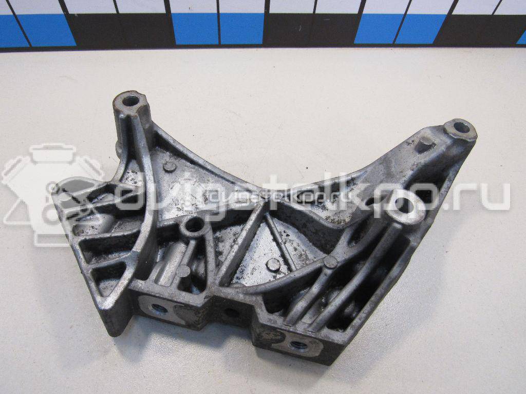 Фото Кронштейн двигателя правый  06J199207P для seat Altea {forloop.counter}}