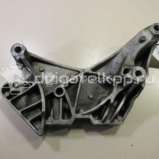 Фото Кронштейн двигателя правый  06j199207p для audi A3 [8P1]