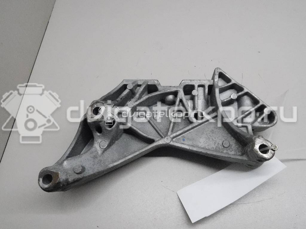 Фото Кронштейн двигателя правый  06J199207P для seat Altea {forloop.counter}}