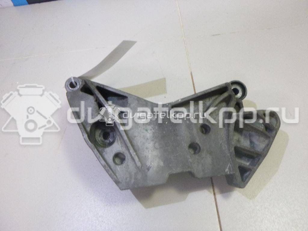 Фото Кронштейн двигателя правый  06J199207P для seat Altea {forloop.counter}}
