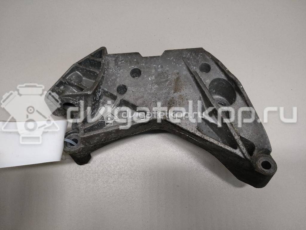 Фото Кронштейн двигателя правый  06J199207P для seat Altea {forloop.counter}}