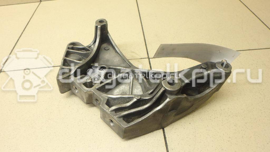 Фото Кронштейн двигателя правый  06J199207P для seat Altea {forloop.counter}}