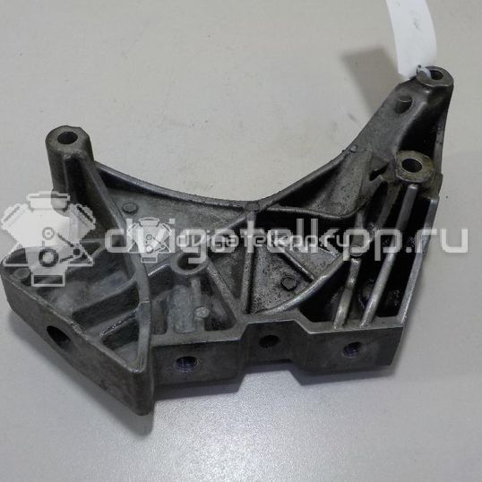 Фото Кронштейн двигателя правый  06J199207P для seat Altea