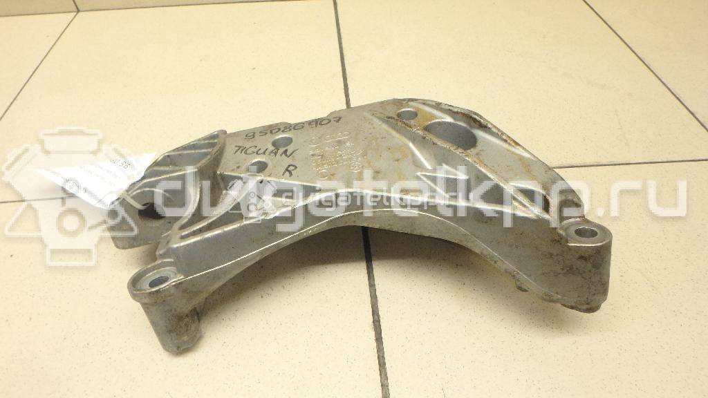 Фото Кронштейн двигателя правый  06J199207P для seat Altea {forloop.counter}}