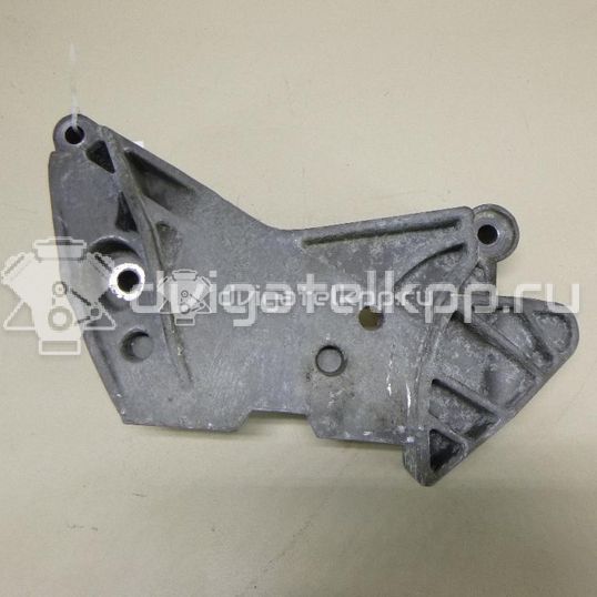 Фото Кронштейн двигателя правый  06J199207P для seat Altea