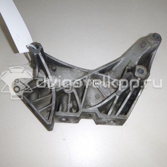 Фото Кронштейн двигателя правый  06J199207P для seat Altea