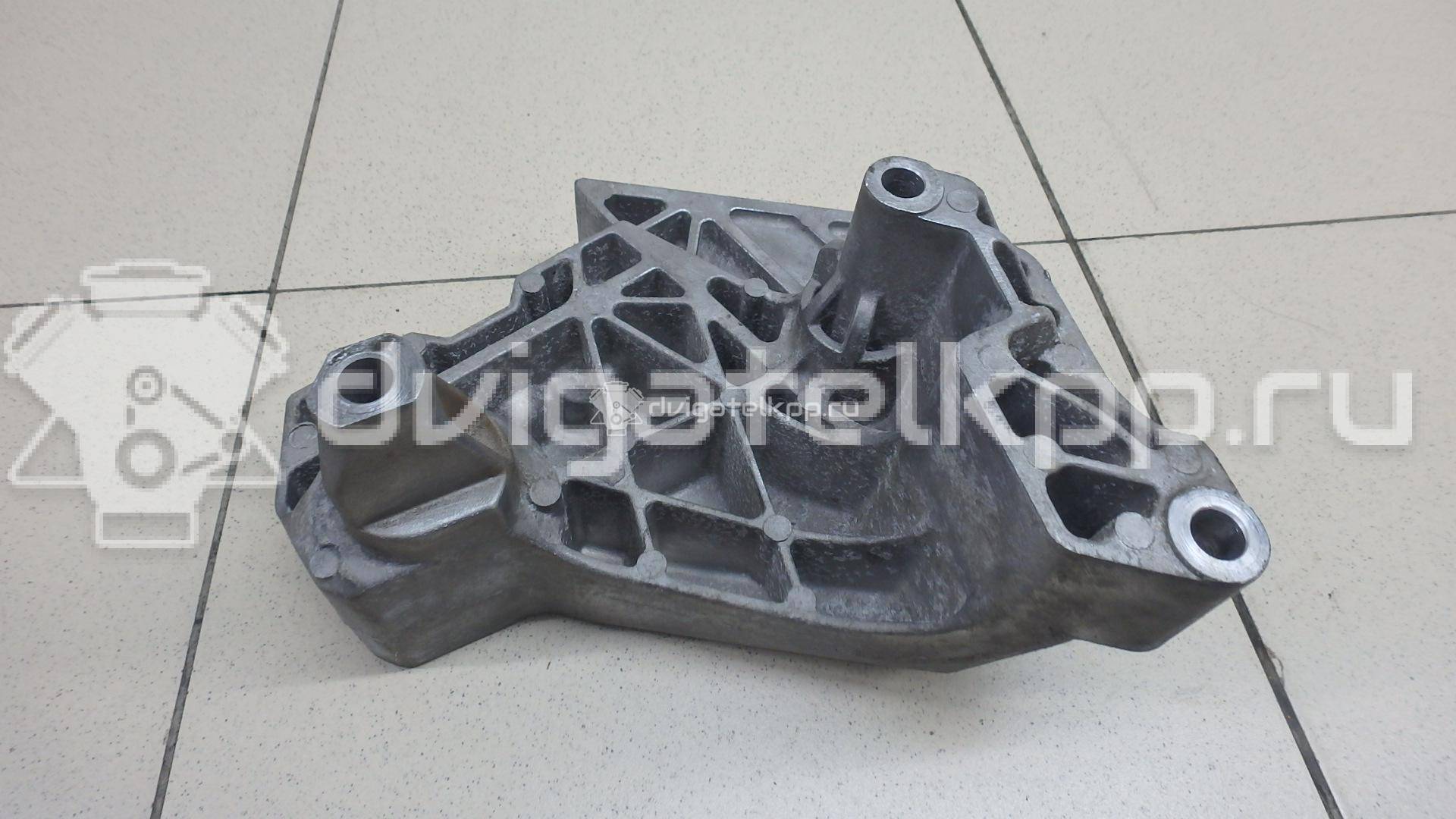 Фото Кронштейн двигателя правый  06F199207H для seat Altea {forloop.counter}}