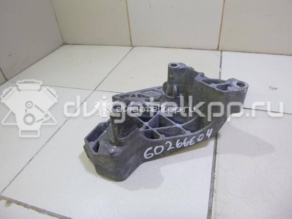 Фото Кронштейн двигателя правый  06F199207H для seat Altea {forloop.counter}}