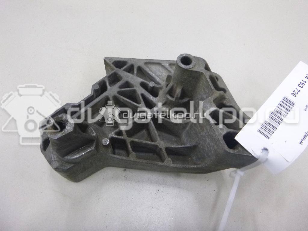 Фото Кронштейн двигателя правый  06F199207H для seat Altea {forloop.counter}}