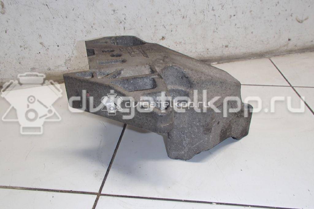 Фото Кронштейн двигателя правый  06F199207H для seat Altea {forloop.counter}}