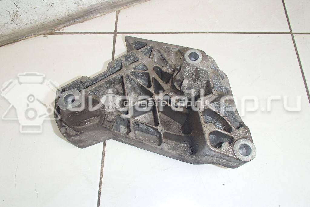 Фото Кронштейн двигателя правый  06F199207H для seat Altea {forloop.counter}}