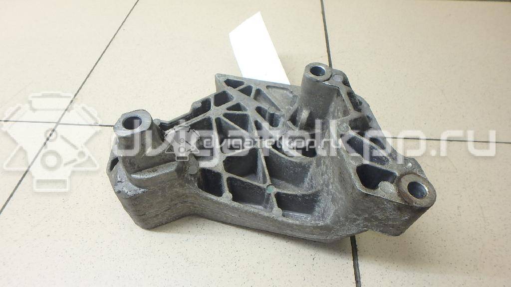 Фото Кронштейн двигателя правый  06f199207h для audi A3 [8P1] {forloop.counter}}
