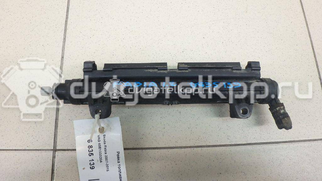 Фото Рейка топливная (рампа)  03E133320A для seat Cordoba {forloop.counter}}