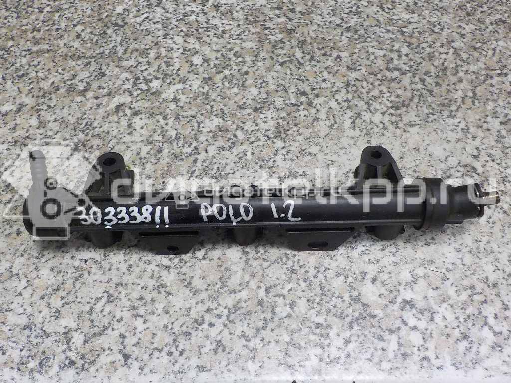 Фото Рейка топливная (рампа)  03E133320A для seat Cordoba {forloop.counter}}