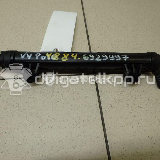 Фото Рейка топливная (рампа)  03E133320A для seat Cordoba