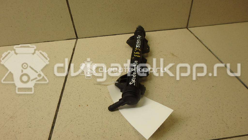 Фото Рейка топливная (рампа)  03E133320A для seat Cordoba {forloop.counter}}