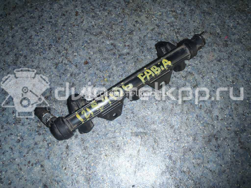 Фото Рейка топливная (рампа)  03E133320A для seat Cordoba {forloop.counter}}