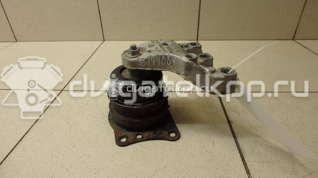 Фото Опора двигателя правая  6q0199167db для Seat Ibiza / Cordoba / Toledo {forloop.counter}}