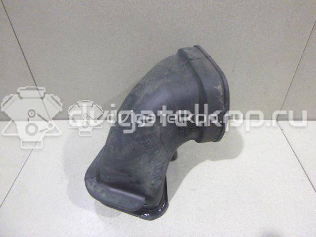 Фото Патрубок воздушного фильтра для двигателя R20A2 для Honda Civic / Cr-V 143-155 л.с 16V 2.0 л бензин 17255RZA000 {forloop.counter}}