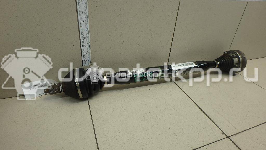 Фото Полуось передняя правая  6R0407762K для skoda Fabia {forloop.counter}}