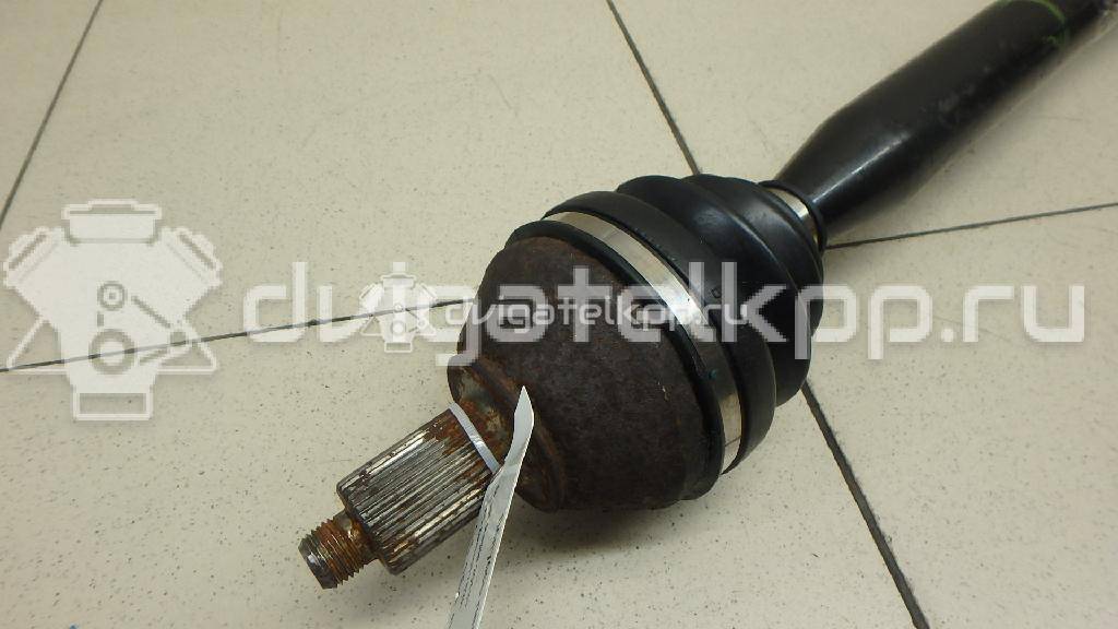 Фото Полуось передняя правая  6R0407762K для skoda Fabia {forloop.counter}}