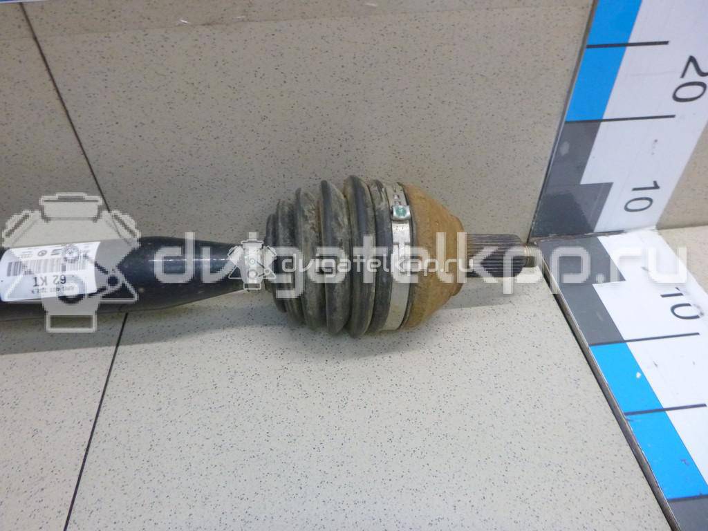 Фото Полуось передняя правая  6R0407762K для skoda Fabia {forloop.counter}}