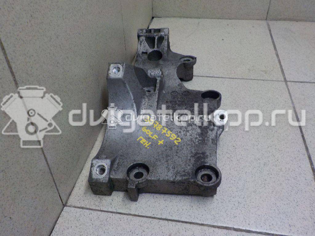 Фото Кронштейн генератора  038903139AF для skoda Octavia (A4 1U-) {forloop.counter}}