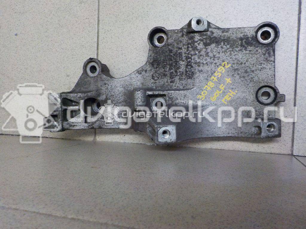 Фото Кронштейн генератора  038903139AF для skoda Octavia (A4 1U-) {forloop.counter}}