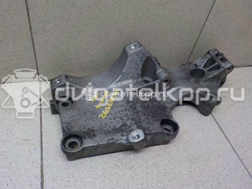 Фото Кронштейн генератора  038903139AF для skoda Octavia (A4 1U-) {forloop.counter}}