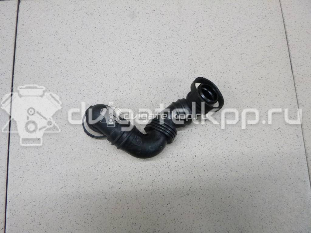 Фото Шланг вентиляции картер. газов  06F103212D для skoda Octavia (A5 1Z-) {forloop.counter}}