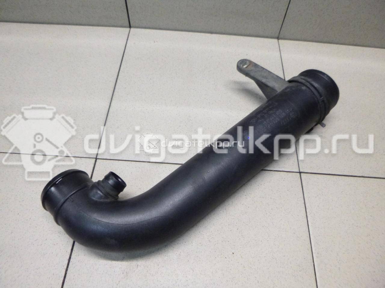 Фото Патрубок воздушного фильтра  1k0129654ar для audi A3 [8P1] {forloop.counter}}