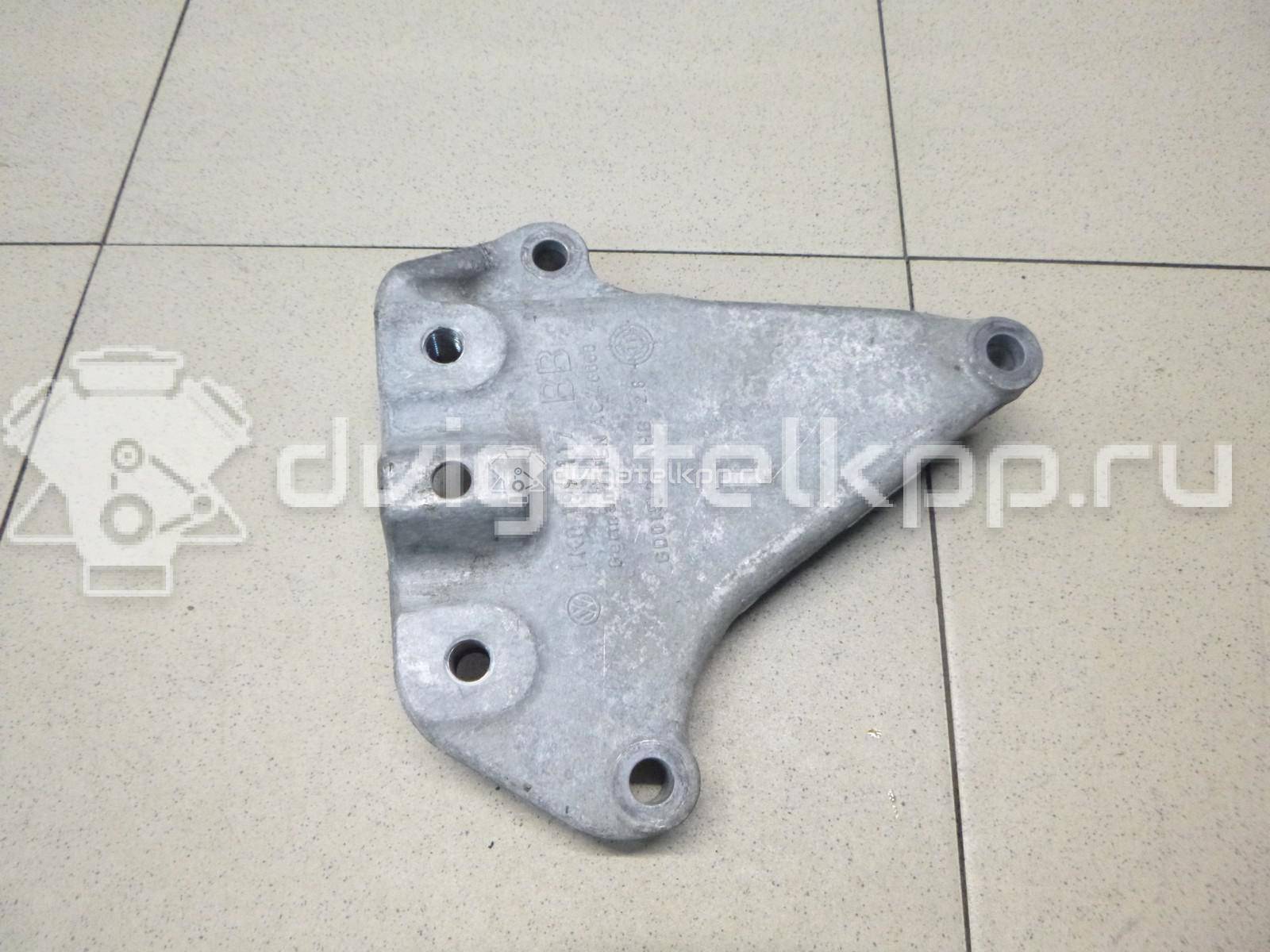 Фото Кронштейн КПП левый  1K0199117BB для skoda Octavia (A5 1Z-) {forloop.counter}}
