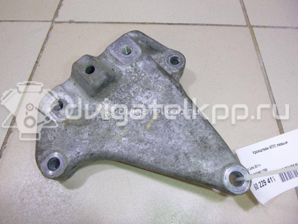 Фото Кронштейн КПП левый  1K0199117BB для skoda Octavia (A5 1Z-) {forloop.counter}}