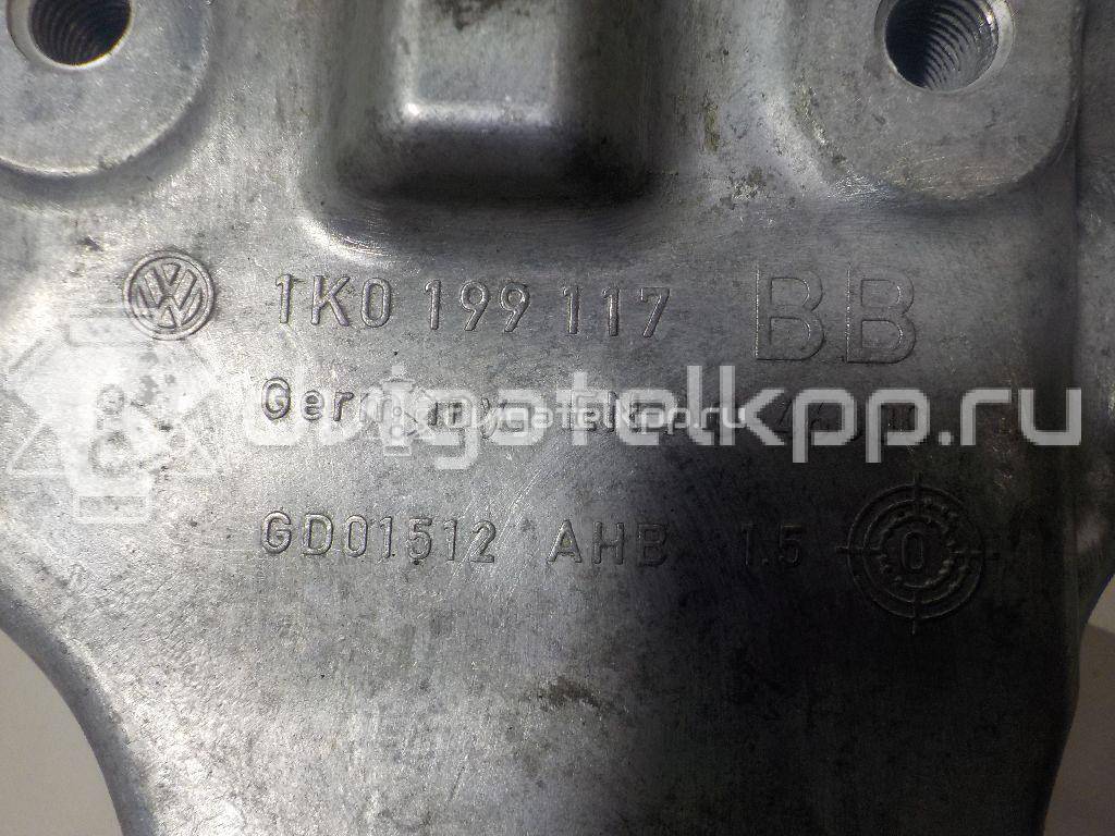 Фото Кронштейн КПП левый  1k0199117bb для audi A3 [8P1] {forloop.counter}}