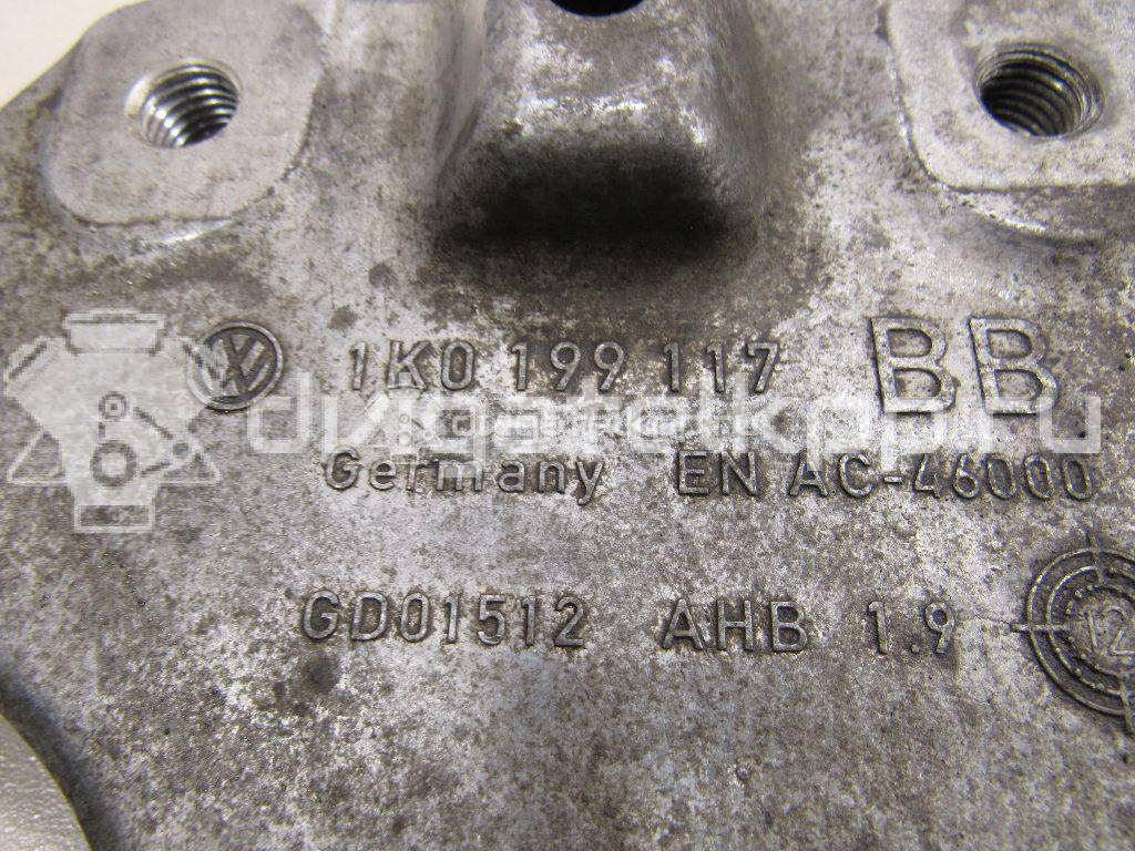 Фото Кронштейн КПП левый  1k0199117bb для audi A3 [8P1] {forloop.counter}}