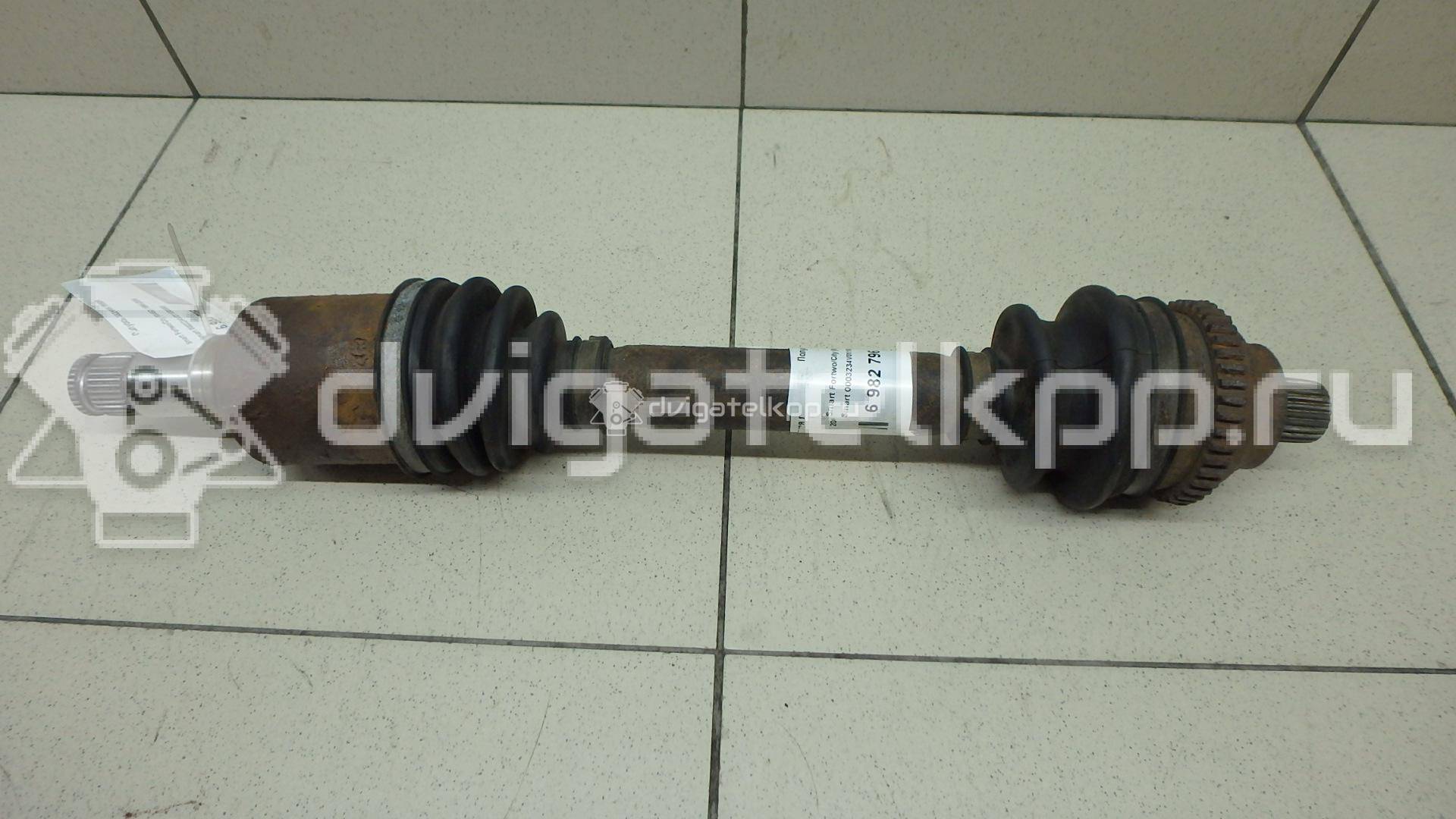 Фото Полуось задняя левая  0003234V011000000 для Smart Fortwo / Cabrio / Roadster 452 / City-Coupe 450 / Crossblade 450 {forloop.counter}}