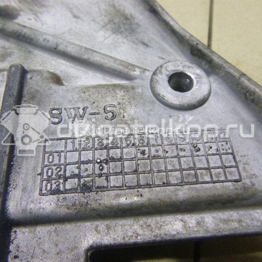 Фото Кронштейн ТНВД для двигателя D4BH для Mitsubishi / Hyundai / Kia 80-106 л.с 8V 2.5 л Дизельное топливо 2131042501