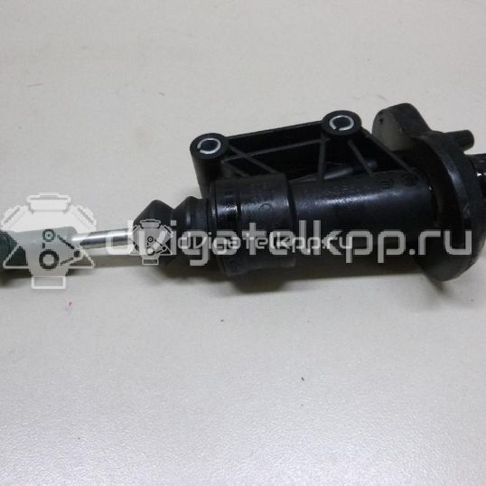 Фото Цилиндр сцепления главный  2H0721401 для Volkswagen Amarok S1B