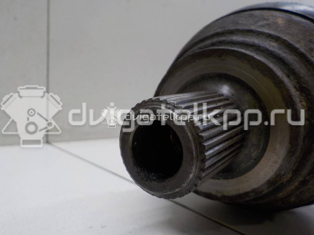 Фото Полуось передняя правая  2K0407272E для Volkswagen Passat / Caddy {forloop.counter}}