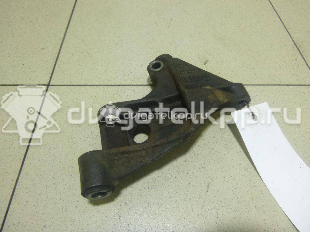 Фото Кронштейн генератора  037903245 для Volkswagen Passat / Golf / Corrado 53I {forloop.counter}}