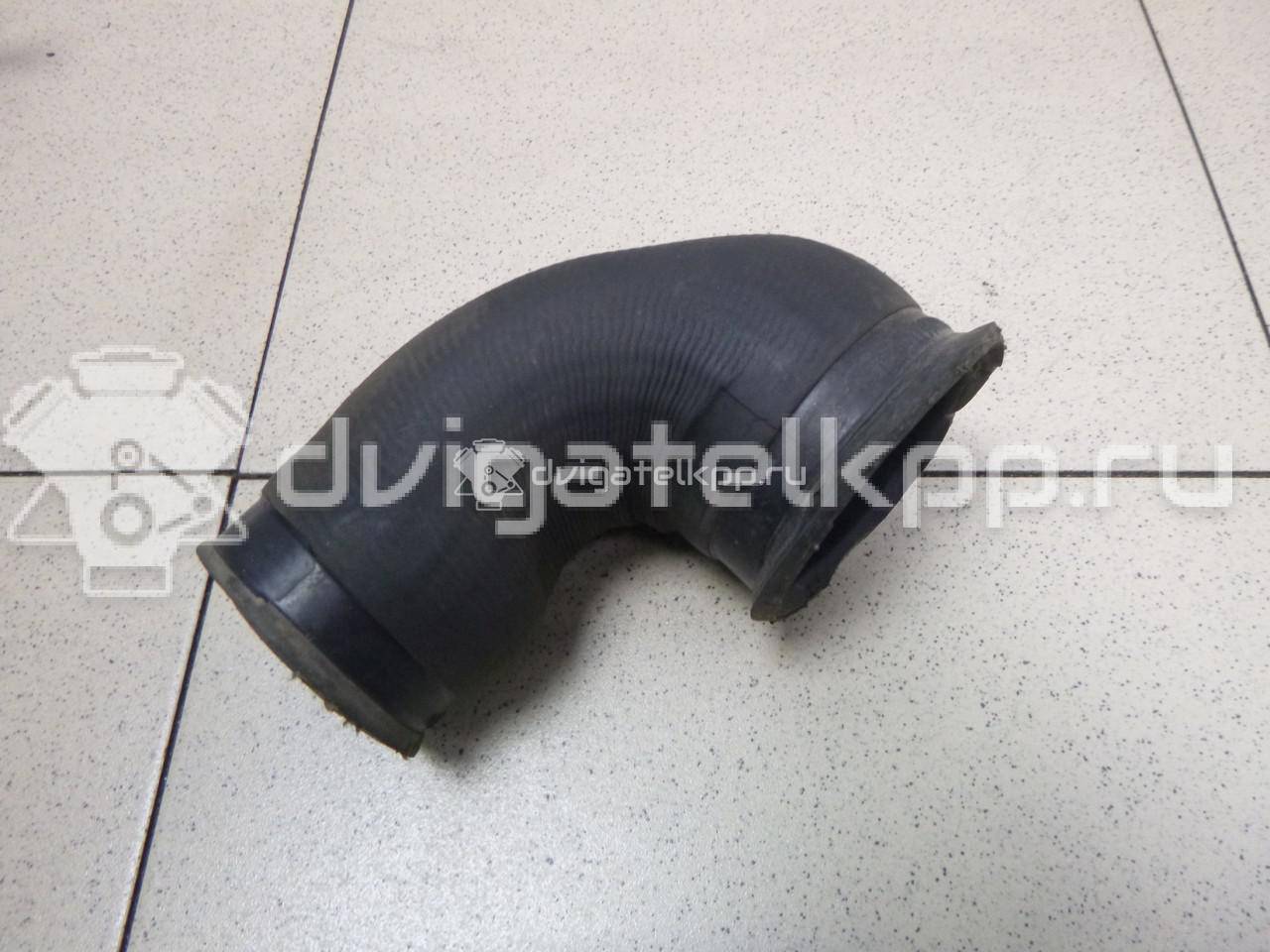 Фото Патрубок интеркулера  1K0145838L для Volkswagen Scirocco / Tiguan / Touran / Cc / Sharan {forloop.counter}}