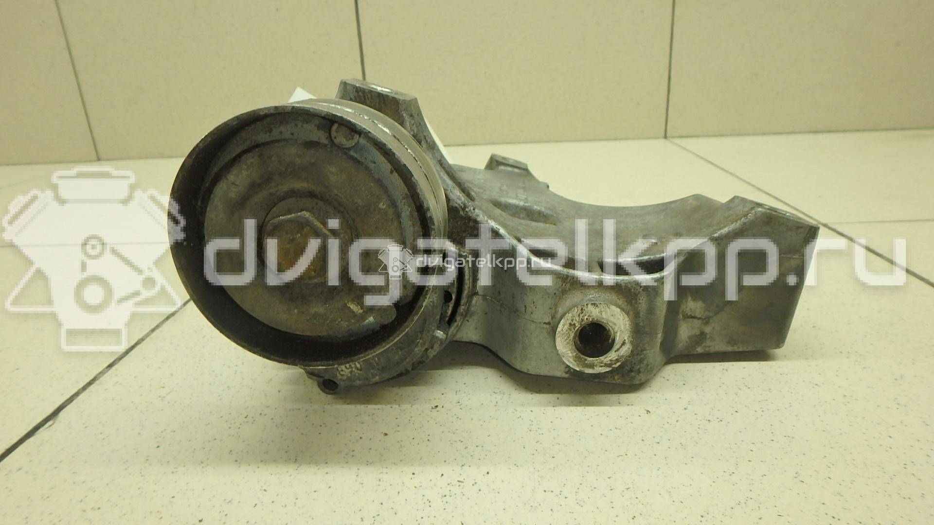 Фото Кронштейн генератора  03C903143B для Volkswagen Tiguan / Jetta {forloop.counter}}