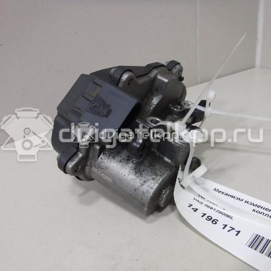 Фото Механизм изменения длины впускного коллектора  059129086L для Volkswagen Phaeton 3D / Touareg