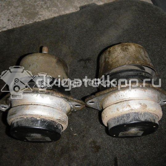 Фото Опора двигателя  7l8199131a для Volkswagen Touareg